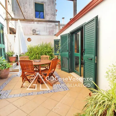 Gd Case Vacanza - Dimore Dei Martiri - Apartment